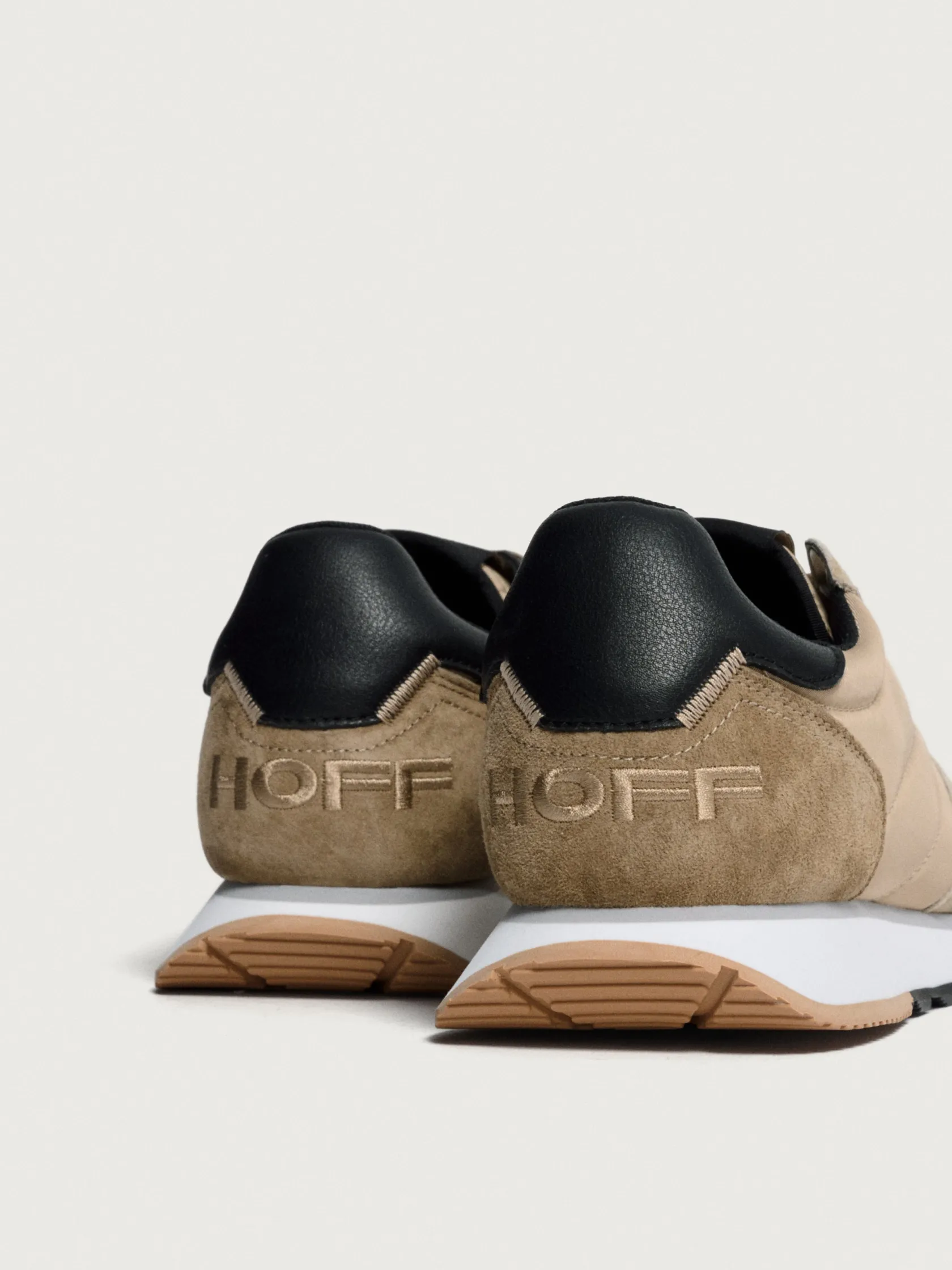 HOFF Track & Field^AMBRACIA